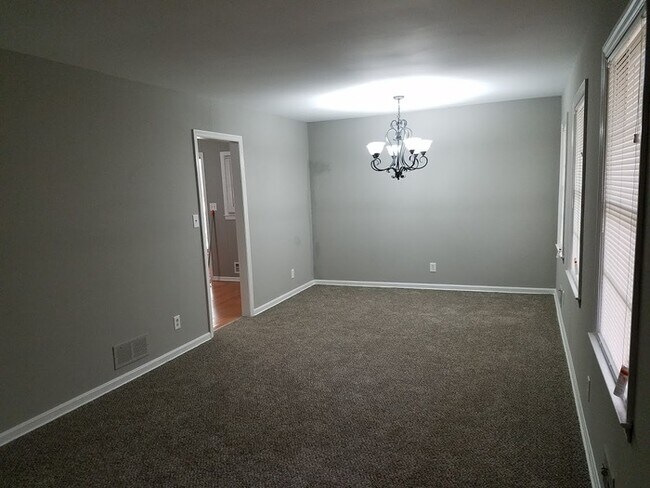 Building Photo - 4434 Mark Anthony Ct