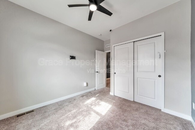 Building Photo - 4751 Ambrose Pl