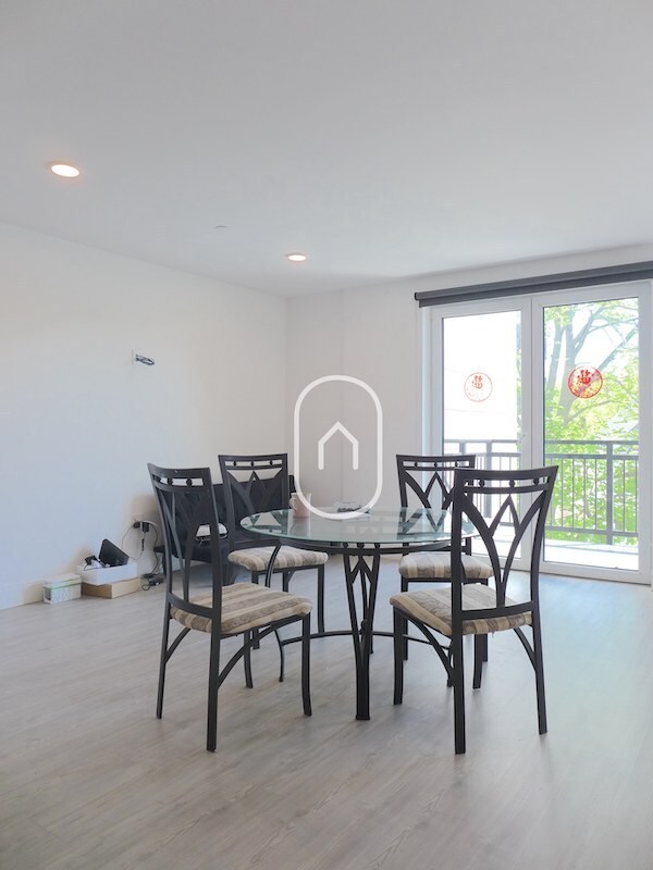 Foto del edificio - 85 Beacon St