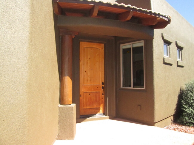 Building Photo - Unfurnished, 1-year long-term rental
