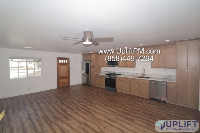 Foto del edificio - 1225 Capistrano Ave