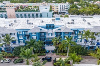 Building Photo - 250 NE 3rd Ave