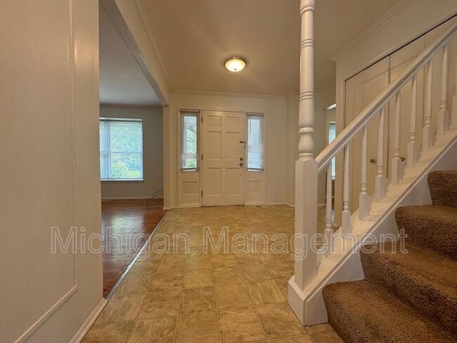 Building Photo - 3324 Bluett Rd