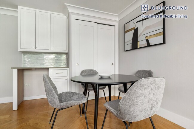 Foto del edificio - 50 W 97th St