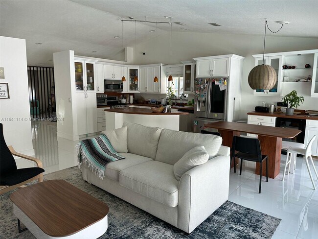 Foto del edificio - 1465 NW 129th Terrace