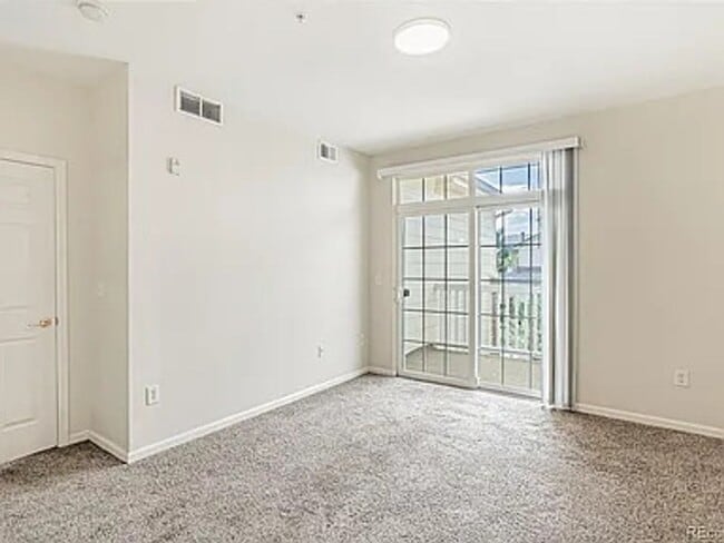 Building Photo - Spacious 2-Bedroom Condo with Mountain Vie...