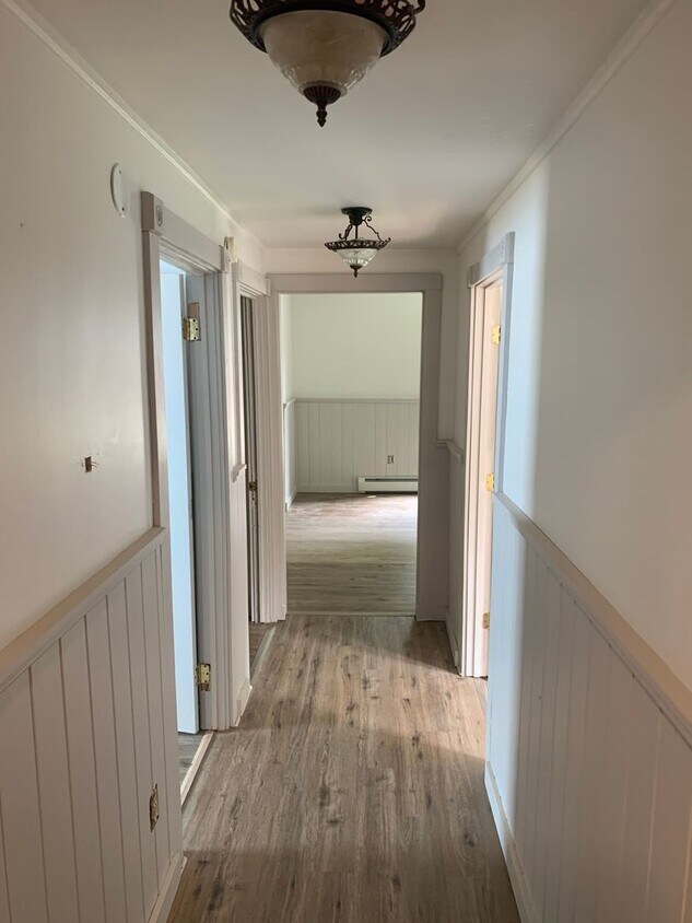 133 Elm St Unit 1, Newport, ME 04953 Room for Rent in Newport, ME