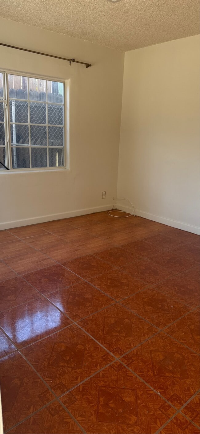 Foto del edificio - 309 Harding Ave.