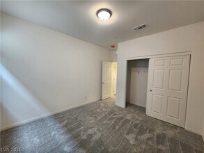 Building Photo - 1553 Crowned Eagle St