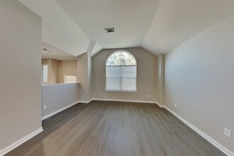 Building Photo - 21549 Duke Alexander Dr