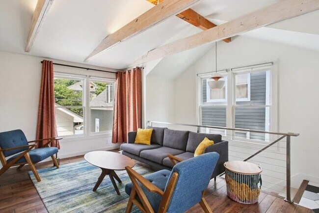 Building Photo - 69 Randolph St NE