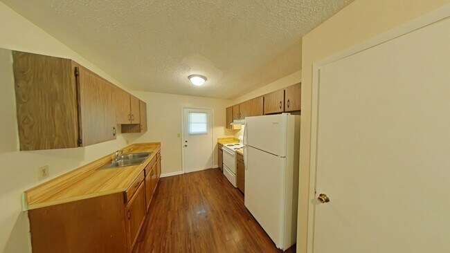 Building Photo - 2 Bed 1 Bath in Bellview
