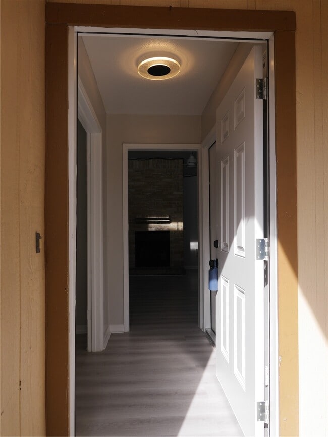 Foto del edificio - 7410 Canasta Ln