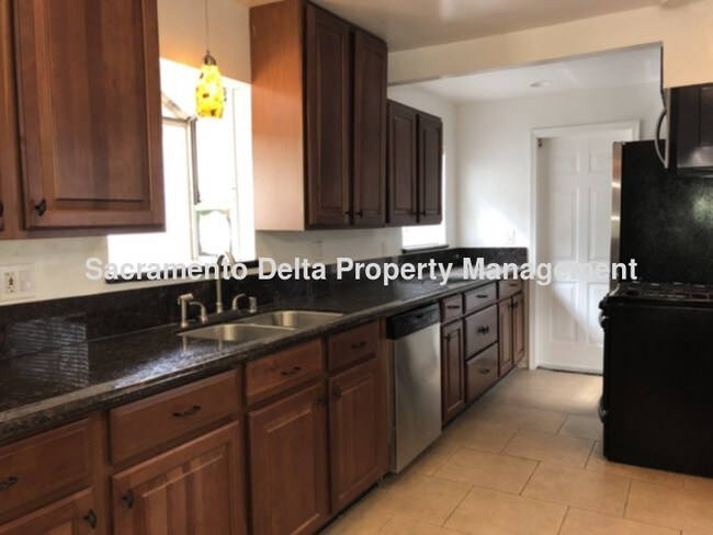 Foto del edificio - 3141 Cottage Way