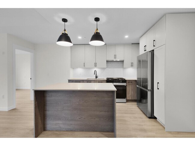 Building Photo - 27215 Centre Drive