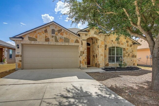 Building Photo - 507 Teron Dr
