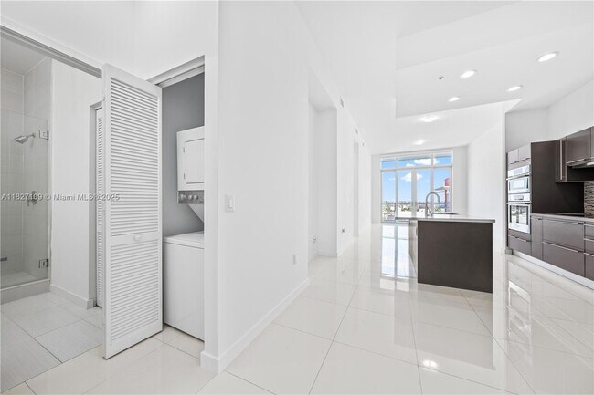 Photo - 7825 NW 107th Ave Apartment