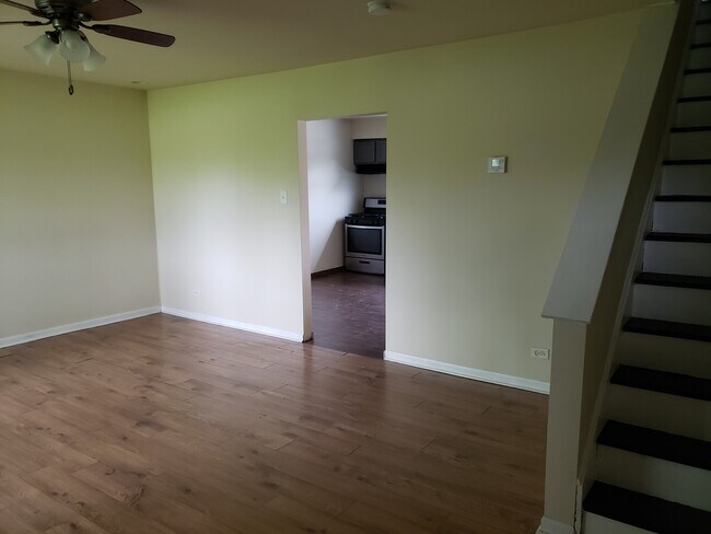Foto del edificio - 489 Hickory St