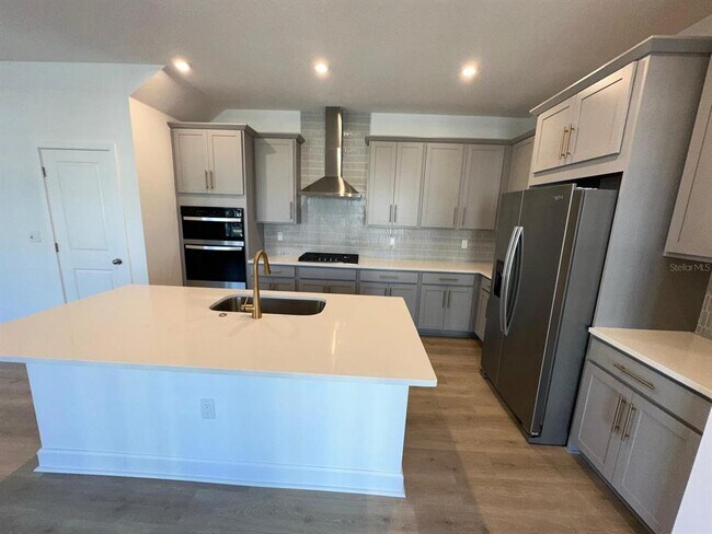 Foto del edificio - 2432 Celebration Blvd