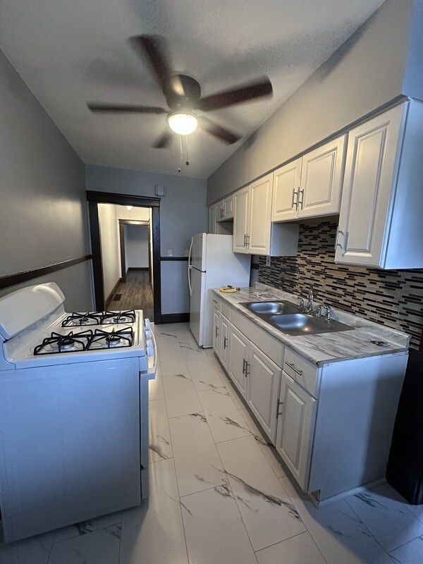 Foto del edificio - 1557 Cohassett Ave