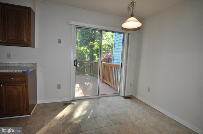 Building Photo - 2742 Hunters Gate Terrace