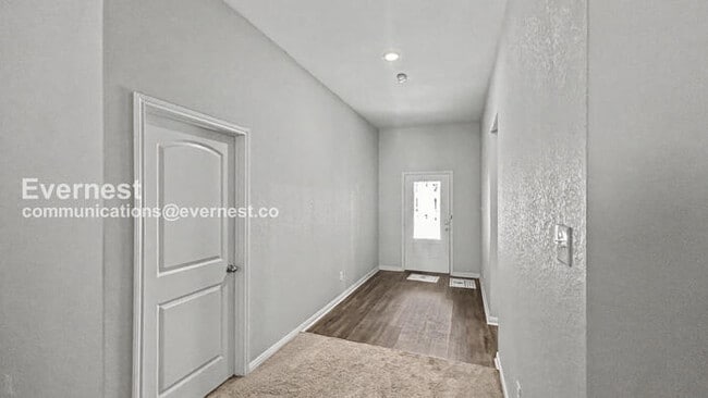 Building Photo - 6312 Juniper Vw