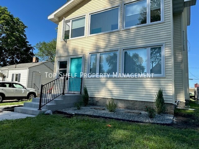 Building Photo - 3719 3rd St