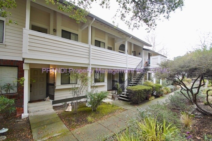 Foto principal - Updated Meadow Oaks One Bedroom