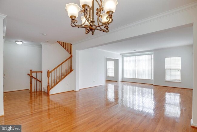 Building Photo - 42670 Hollyhock Terrace