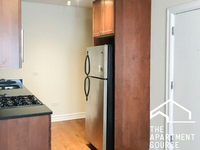 Foto del edificio - 3814 N Sheffield Ave