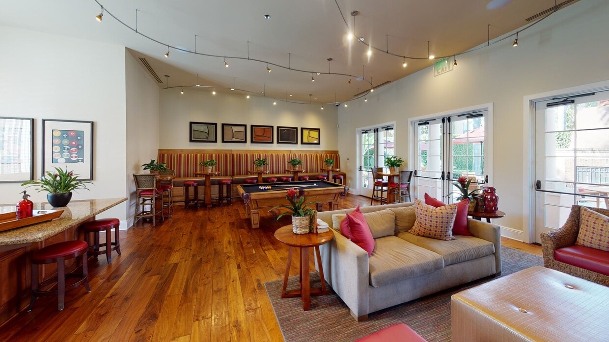 Woodbury Square Apartment Homes