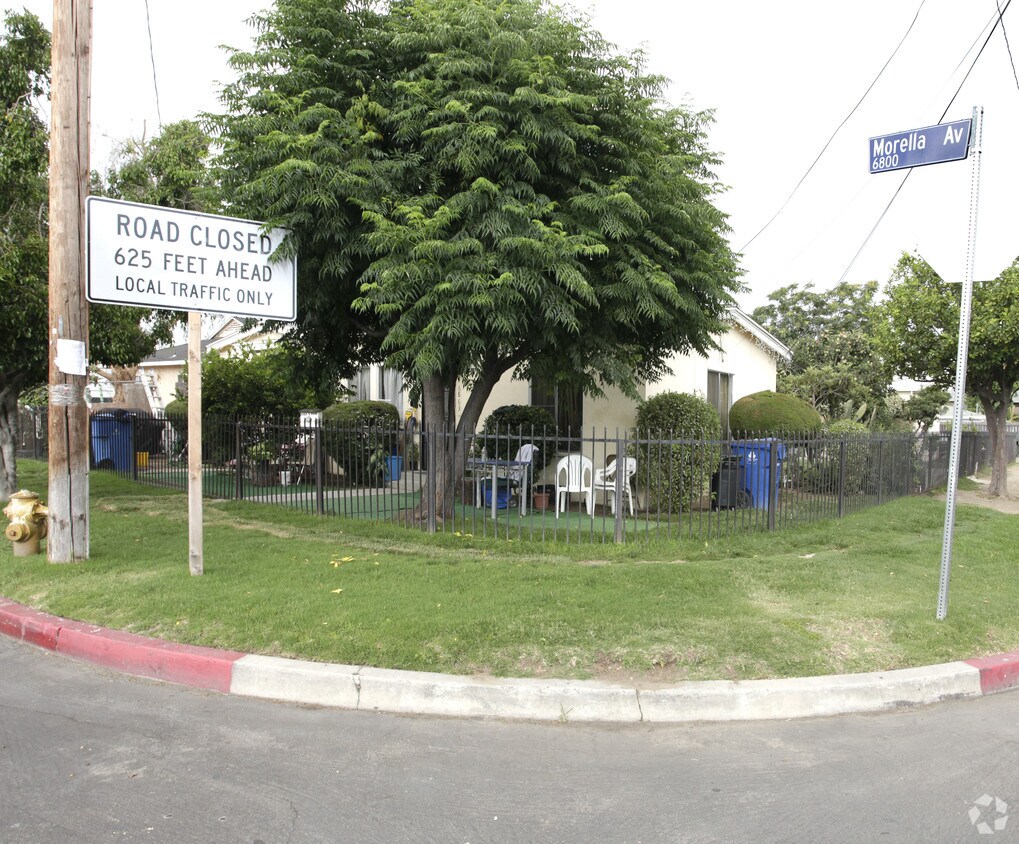 Building Photo - 6859-6863 Morella Ave