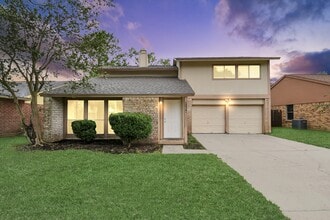 Building Photo - 16618 Lonesome Quail Dr