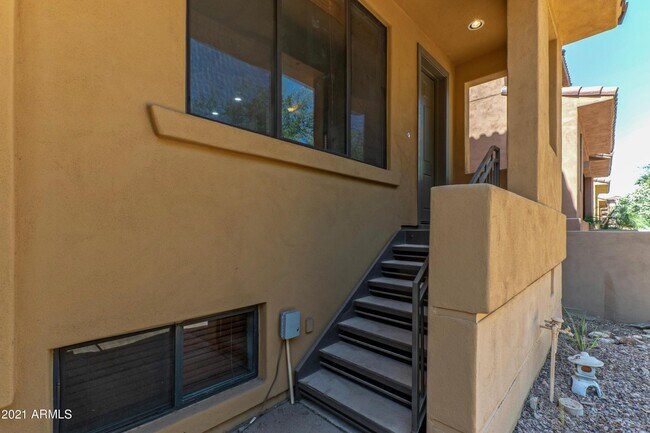 Foto del edificio - 9551 E Redfield Rd