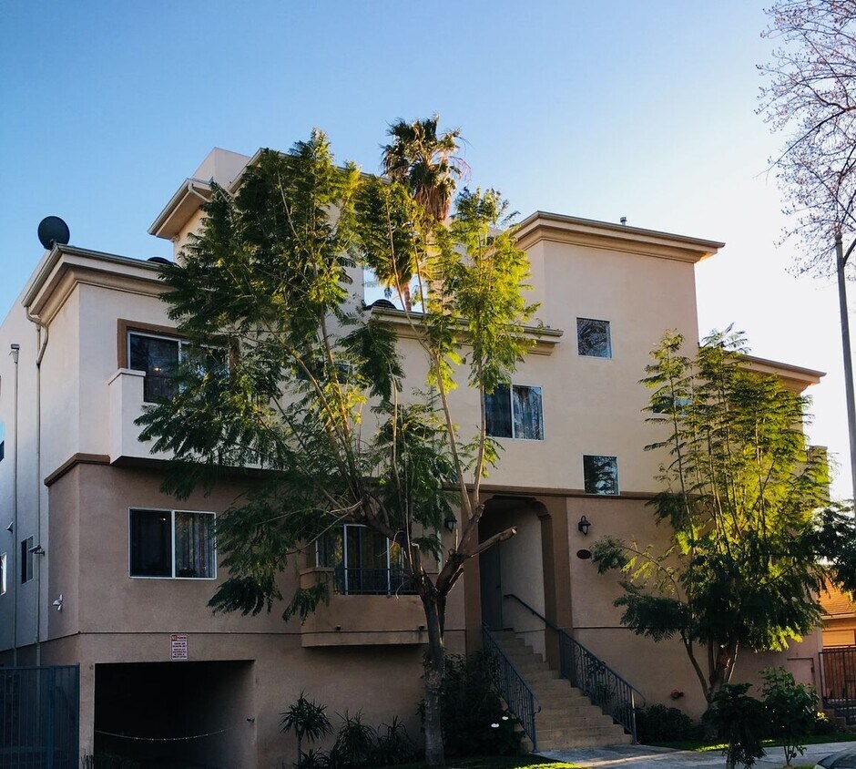 Foto principal - 20310 Keswick St