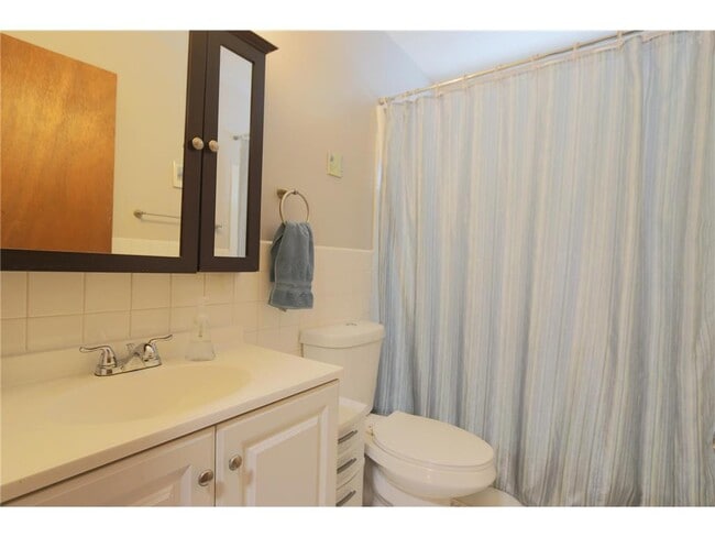 Foto del edificio - 7108 Cedar Ave S
