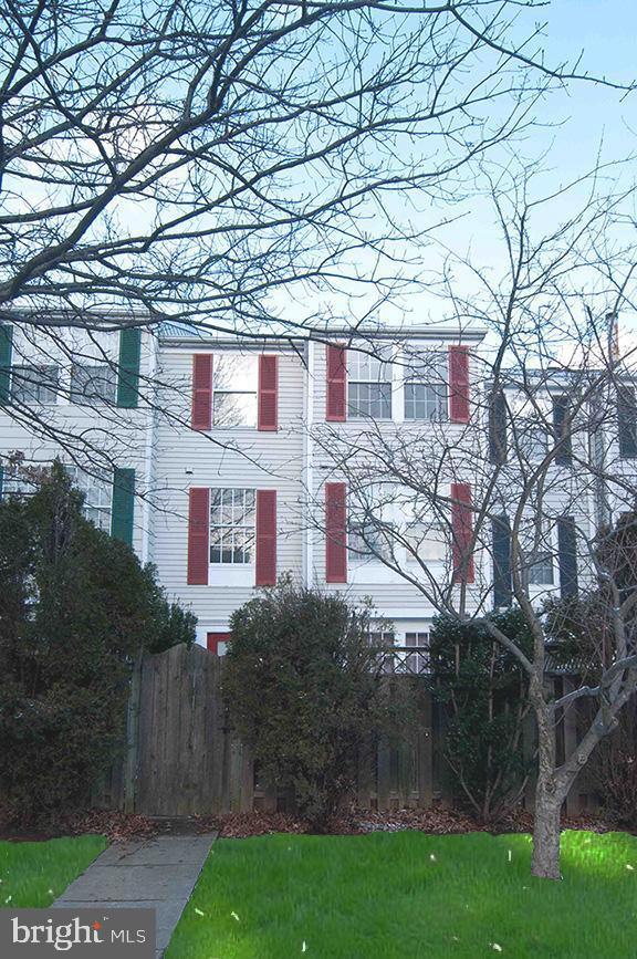 3342 Tapestry Cir, Burtonsville, MD 20866 Townhouse for Rent in