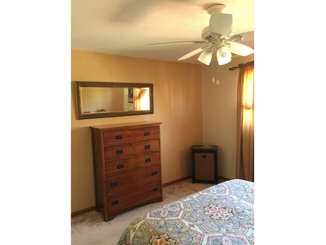 Foto del edificio - 2851 Sunnybank Ln