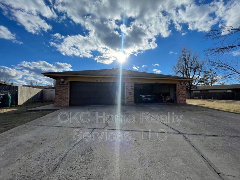 11701 N Francis Ave, Oklahoma City, OK 73114 House Rental in Oklahoma
