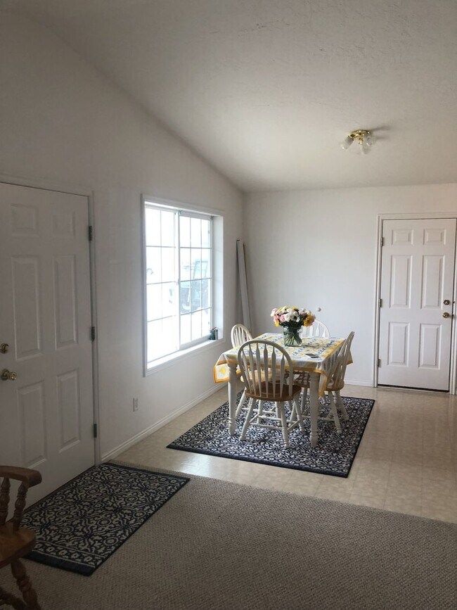 Foto del edificio - Cute Home For Rent In Rexburg
