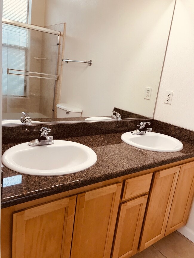 Foto del edificio - 950 Campoy St #208