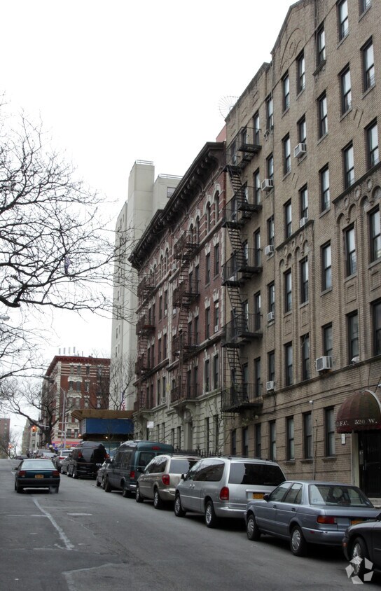 Foto del edificio - 508-512 W 158th St