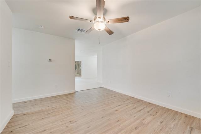 Building Photo - 3853 Commonwealth Dr