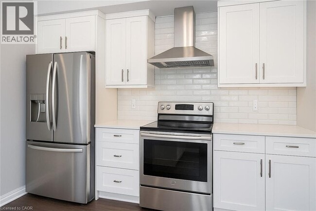 Photo du bâtiment - 190 Oat Ln