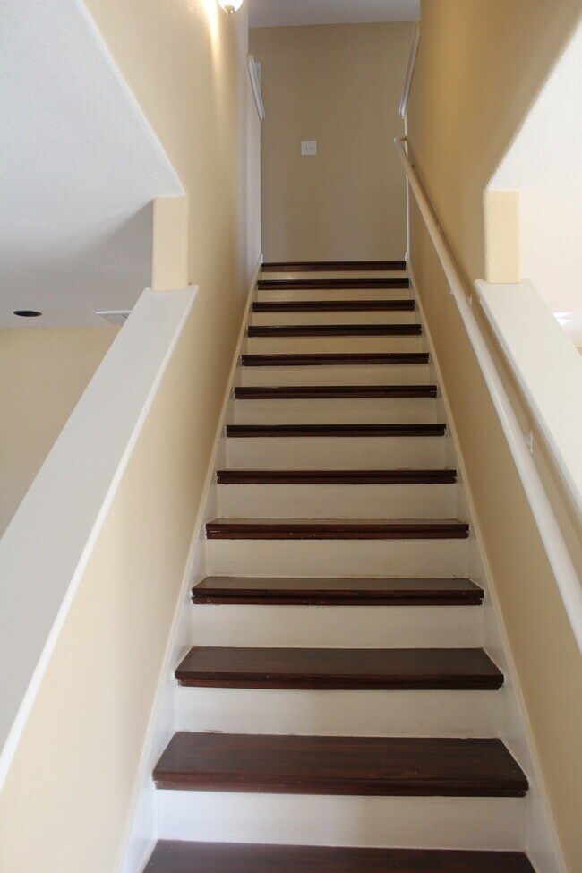Foto del edificio - Kyle Home in Waterleaf  Great schools and neighborhood with pool