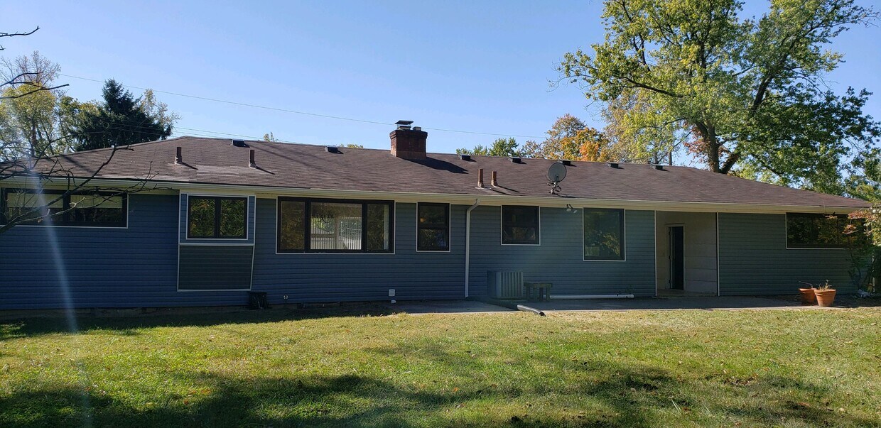 10480 Burlington Rd, Cincinnati, OH 45231 House Rental in Cincinnati