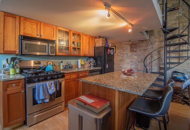 Foto del edificio - 525 N Halsted St