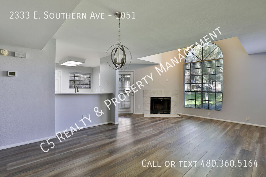 Primary Photo - 2333 E Southern Ave