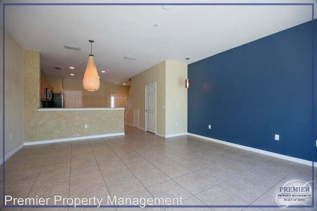 Foto del edificio - 3 br, 2.5 bath House - 16097 Ravina Way #36