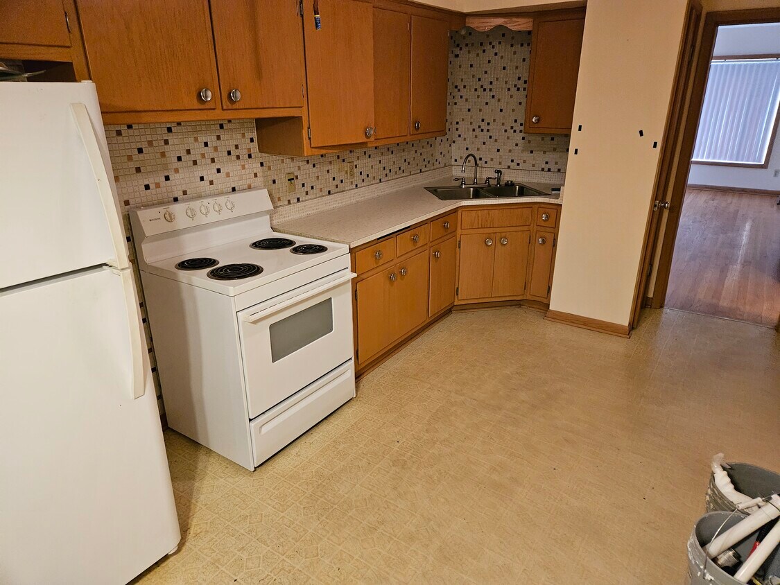 Primary Photo - 3819 S 74th St
